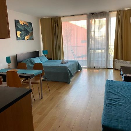 Gemini Superior Apartman & Yacht Balatonlelle Eksteriør billede